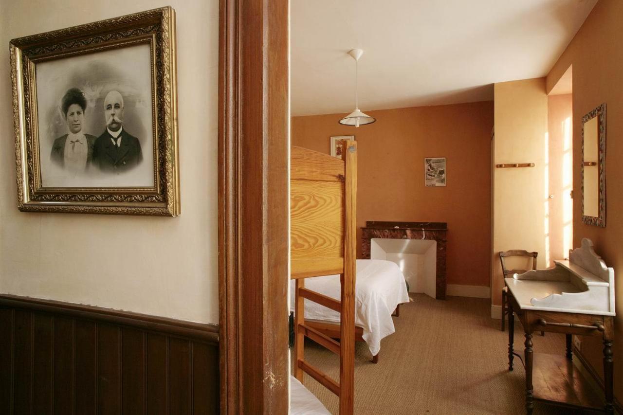 Le Poujastou Bed and Breakfast Juzet-de-Luchon Buitenkant foto