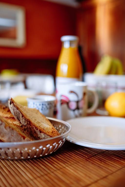 Le Poujastou Bed and Breakfast Juzet-de-Luchon Buitenkant foto