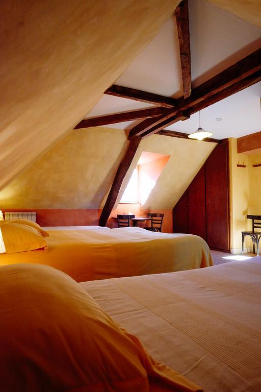 Le Poujastou Bed and Breakfast Juzet-de-Luchon Buitenkant foto
